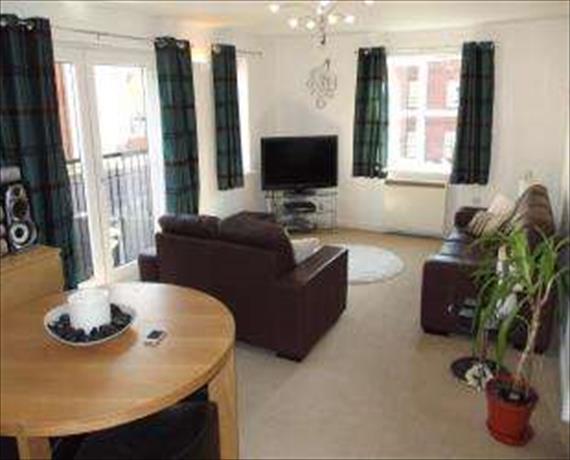 2 Bedroom Flat